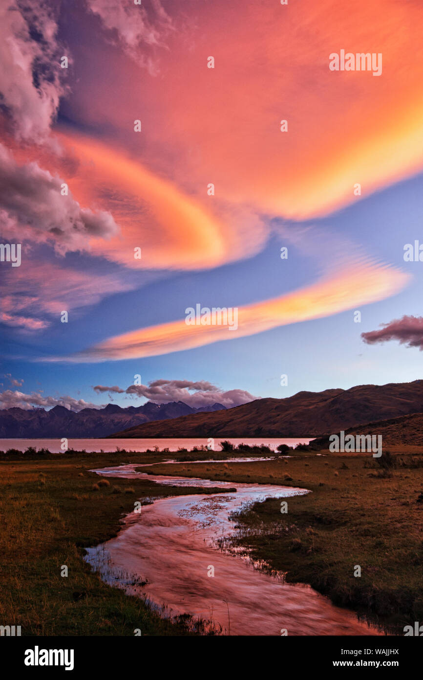 Argentinien, Patagonien, Lago Viedma Sonnenuntergang. Kredit als: Dennis Kirkland/Jaynes Galerie/DanitaDelimont.com Stockfoto