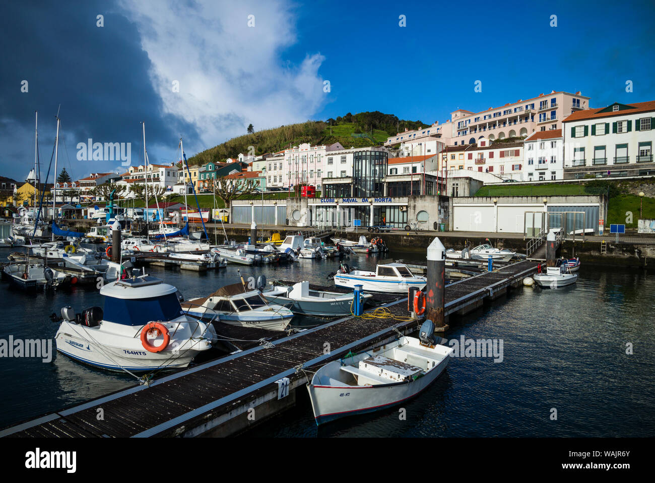 Portugal, Azoren, Insel Faial, Horta. Waterfront Stockfoto