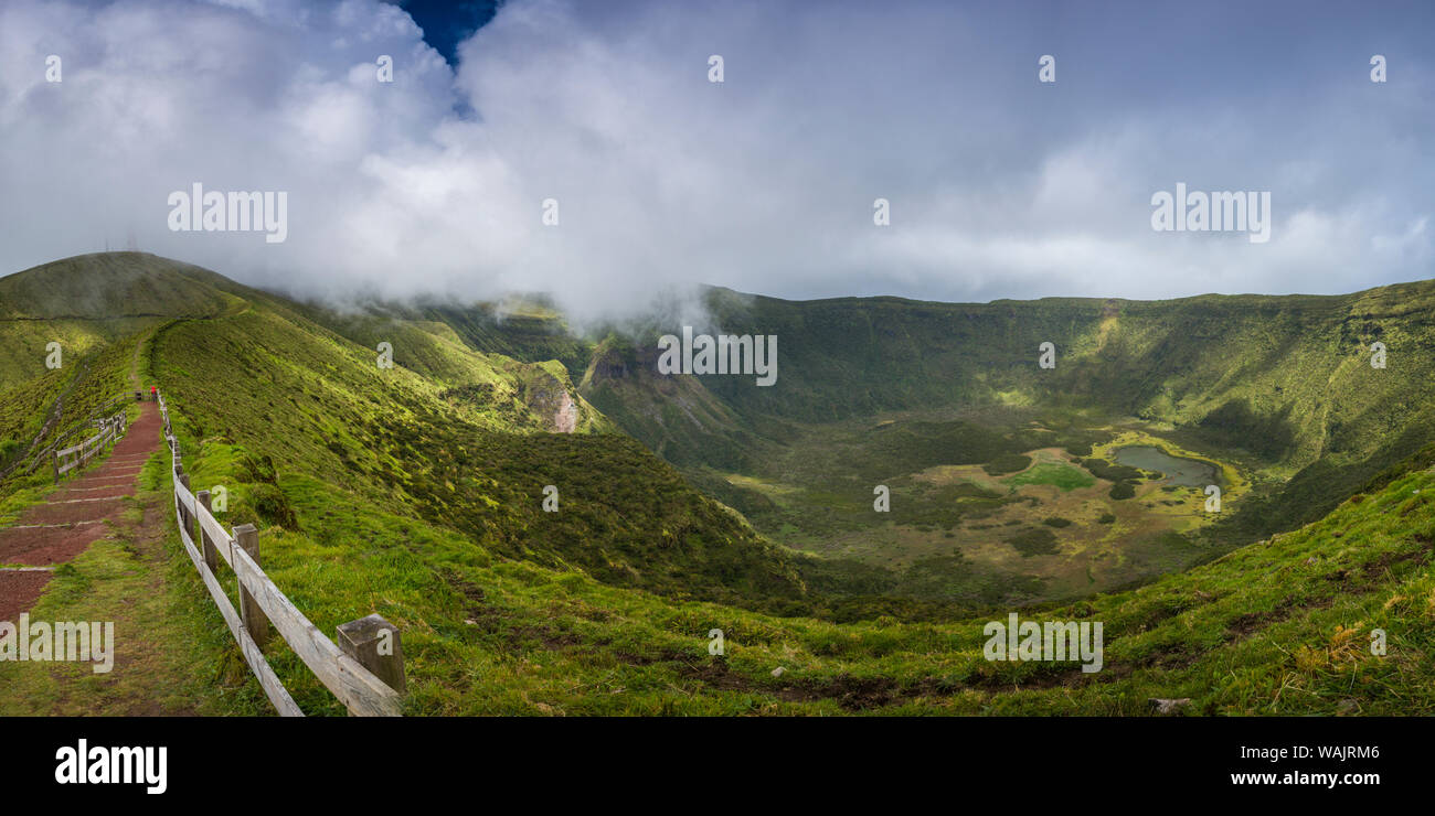 Portugal, Azoren, Faial Island, Cabeco Gordo. Caldera View Stockfoto