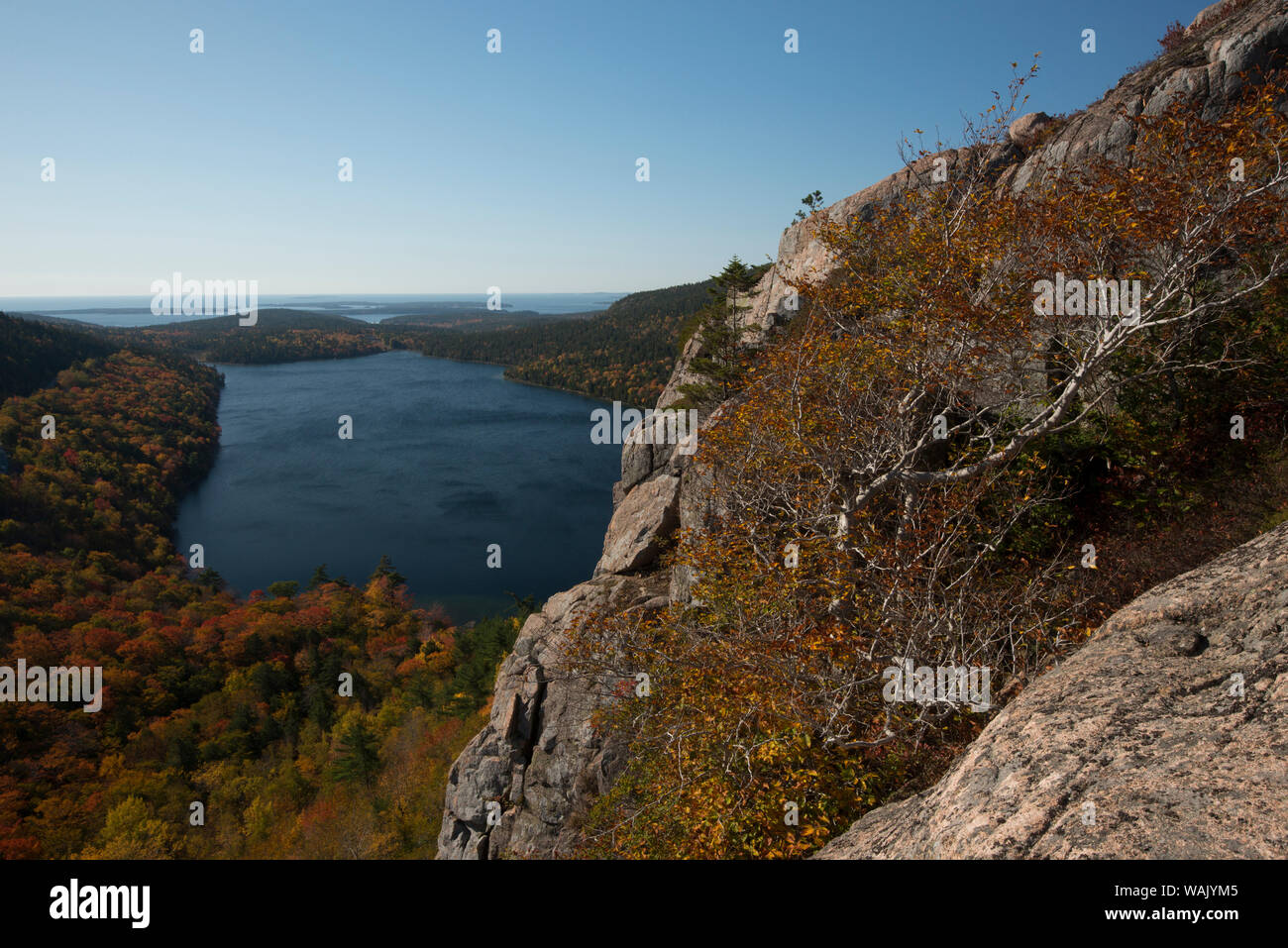 USA, Maine. Blick auf Jordanien Teich aus der Blasen, Acadia National Park. Stockfoto