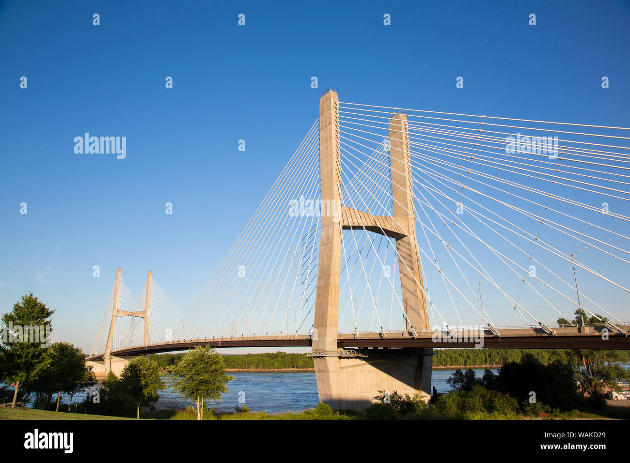 Bill Emerson Memorial Bridge über Mississippi River, Cape Girardeau, Missouri. Stockfoto