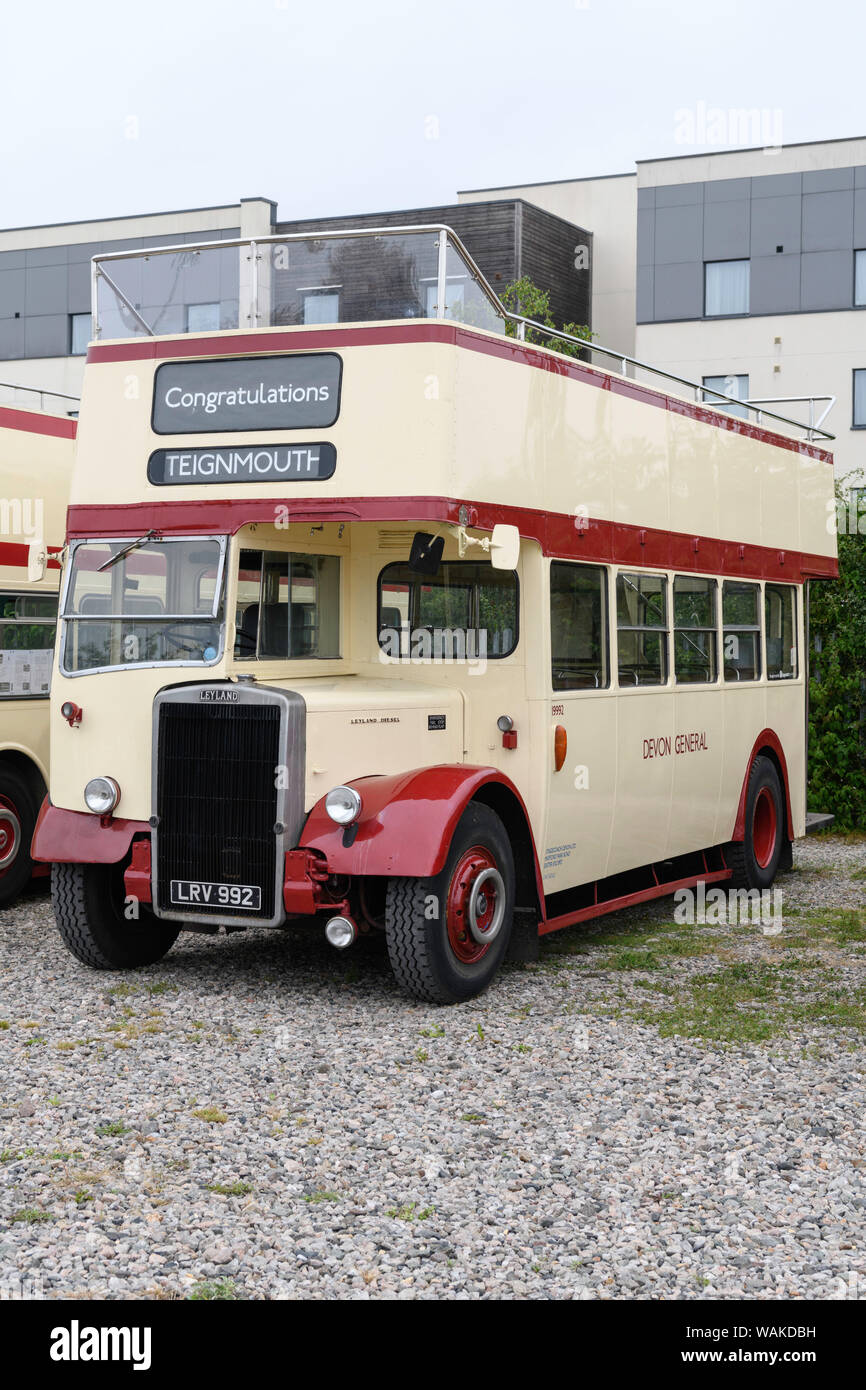 1956 Ursprünglich Portsmouth City Transport betrieben jetzt Devon Allgemeine Leyland Titan PD2 Metro-Cammell Körper oben offenen Doppeldeckerbusses. Stockfoto