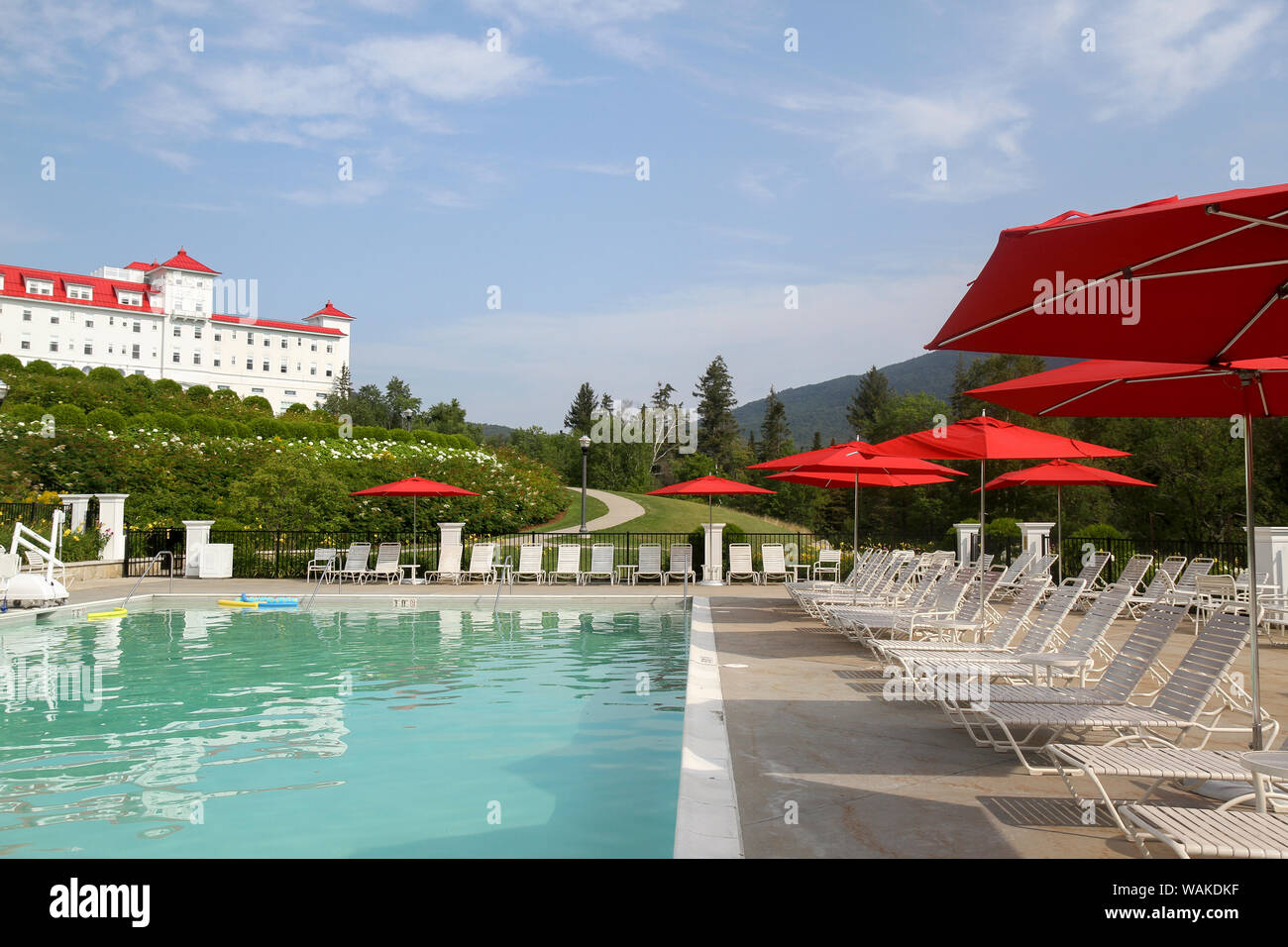 Außenpool im Omni Mount Washington Resort, Bretton Woods, New Hampshire, USA. Stockfoto