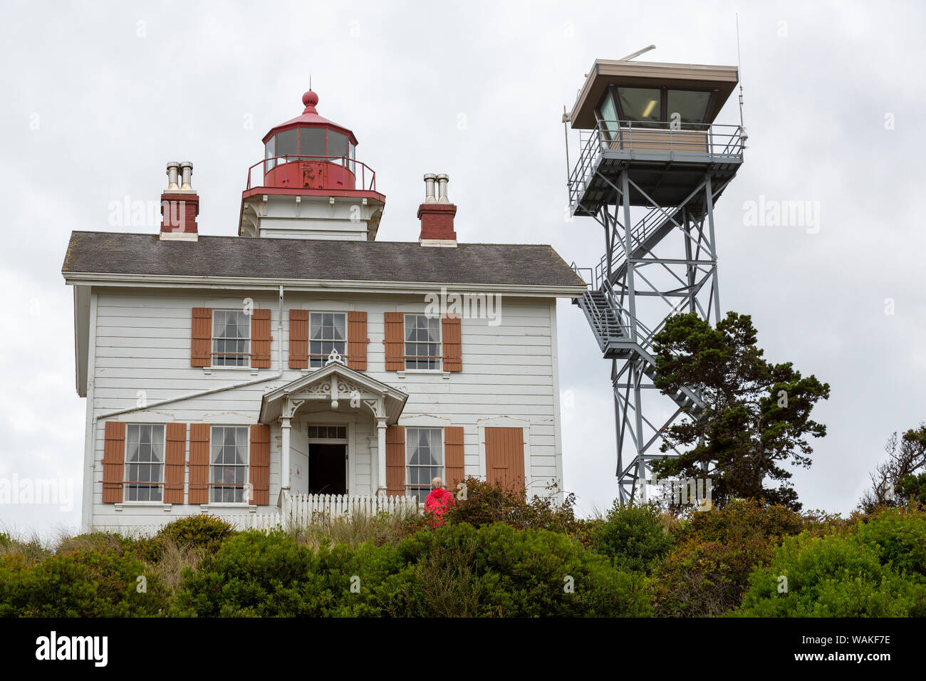 USA, Oregon, Newport. Historische Yaquina Bay Lighthouse. Kredit als: Wendy Kaveney/Jaynes Galerie/DanitaDelimont.com Stockfoto