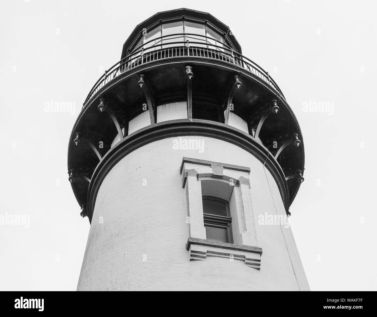 USA, Oregon, Otter Rock. Historische Yaquina Head Lighthouse Tower close-up. Kredit als: Wendy Kaveney/Jaynes Galerie/DanitaDelimont.com Stockfoto