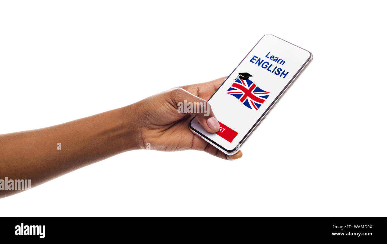 Afro Frau Englisch lernen mit Sprache App auf Telefon, Nahaufnahme Stockfoto