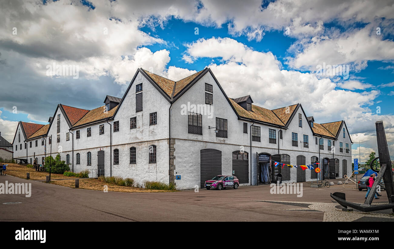 KARLSKRONA, SCHWEDEN - 03 Juli, 2019: Auf der Insel Stumholmen sie Karlskrona Linie Besucher Attraktion - Die Naval Museum. Stockfoto