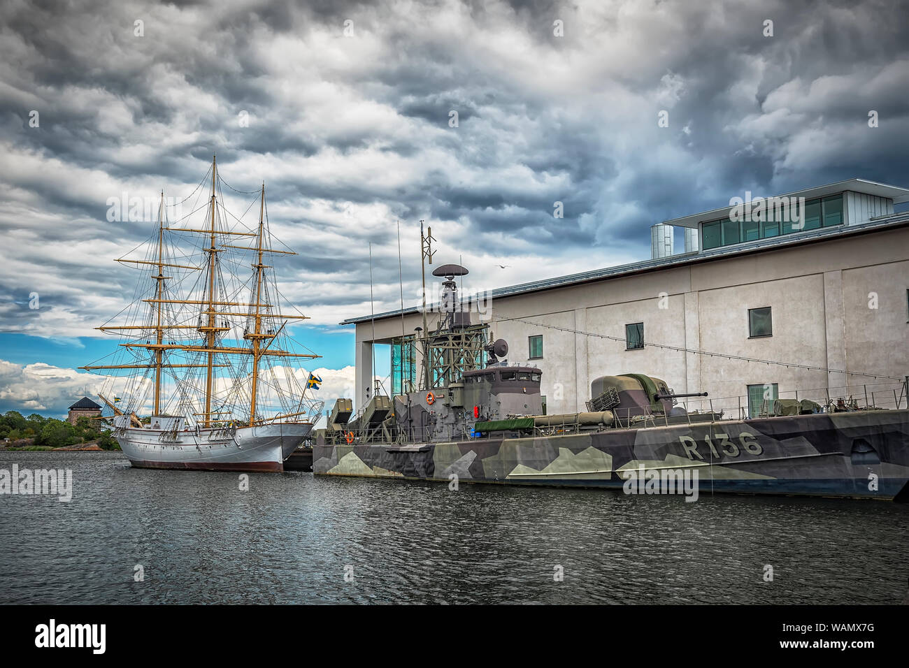 KARLSKRONA, SCHWEDEN - 03 Juli, 2019: Auf der Insel Stumholmen sie Karlskrona Linie Besucher Attraktion - Die Naval Museum. Stockfoto