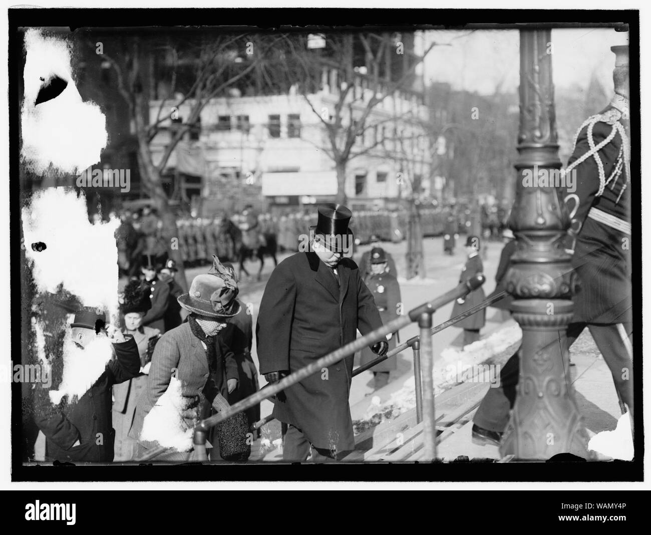CRUZ, SEÑOR DON ANIBAL. Botschafter aus Chile. Seine Bestattung. PATRICK'S KIRCHE. Präsident und Frau. TAFT Stockfoto CRUZ, SEÑOR DON ANIBAL. Botschafter aus Chile. Seine Bestattung. PATRICK'S KIRCHE. Präsident und Frau. TAFT Stockfoto