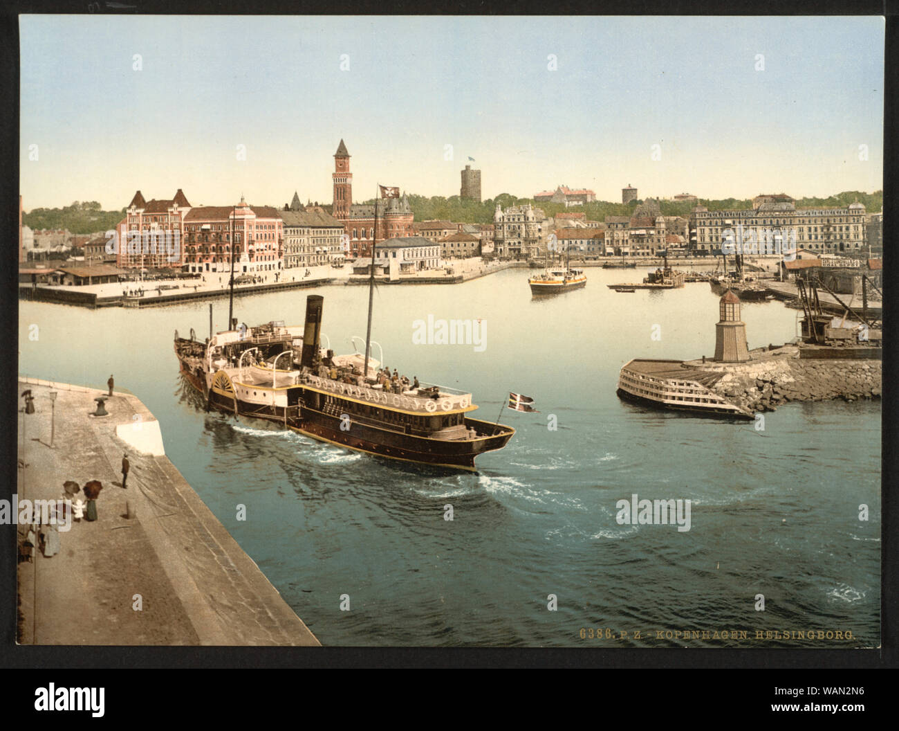 Kopenhagen, Helsingborg, Schweden; Das Foto zeigt einen Raddampfer, der möglicherweise mit dem Namen Kopenhagen oder København, in den Hafen von Helsingborg. (Quelle: Flickr Commons Projekt, 2009) Stockfoto