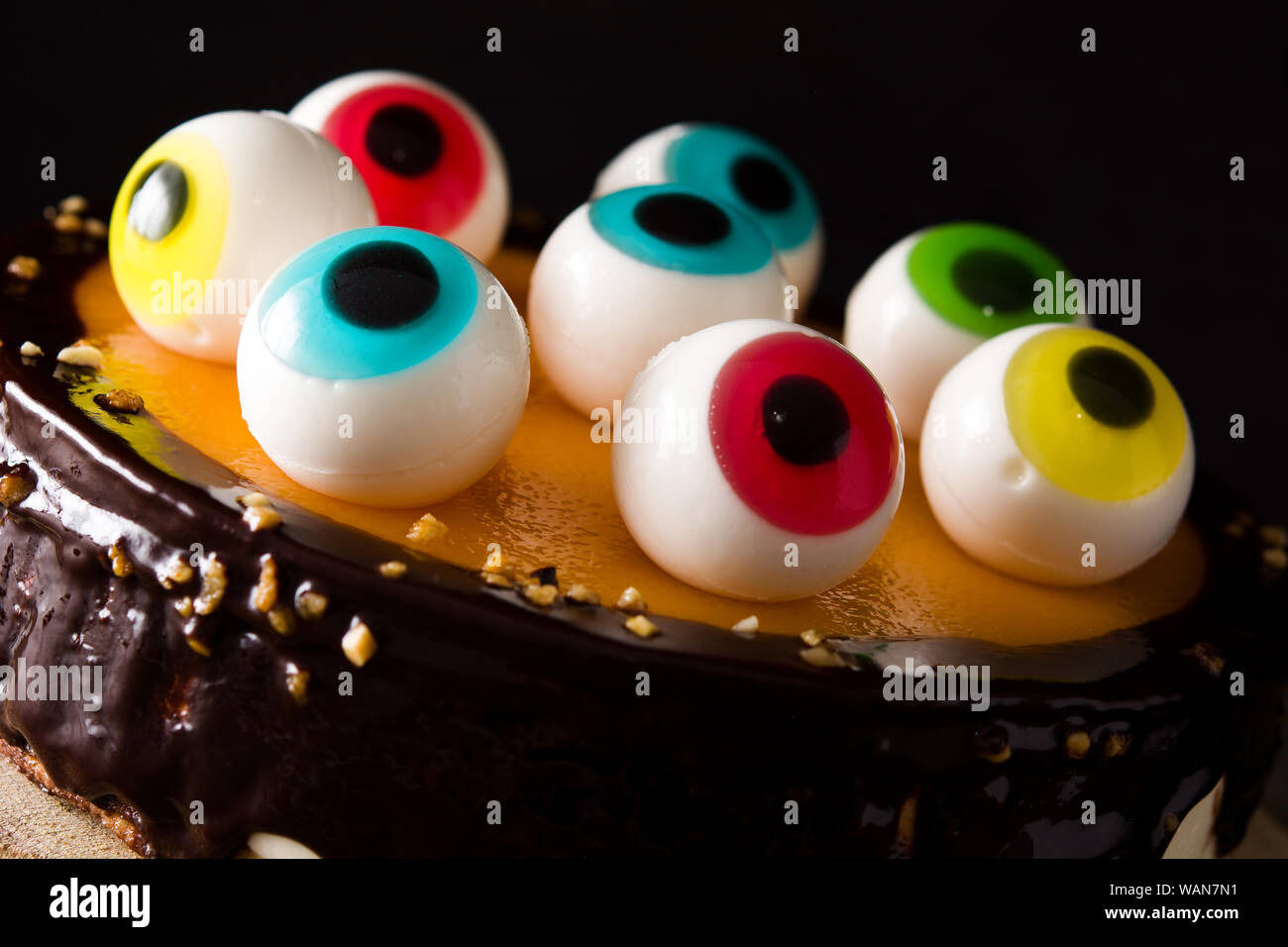 Süßigkeiten augen -Fotos und -Bildmaterial in hoher Auflösung – Alamy