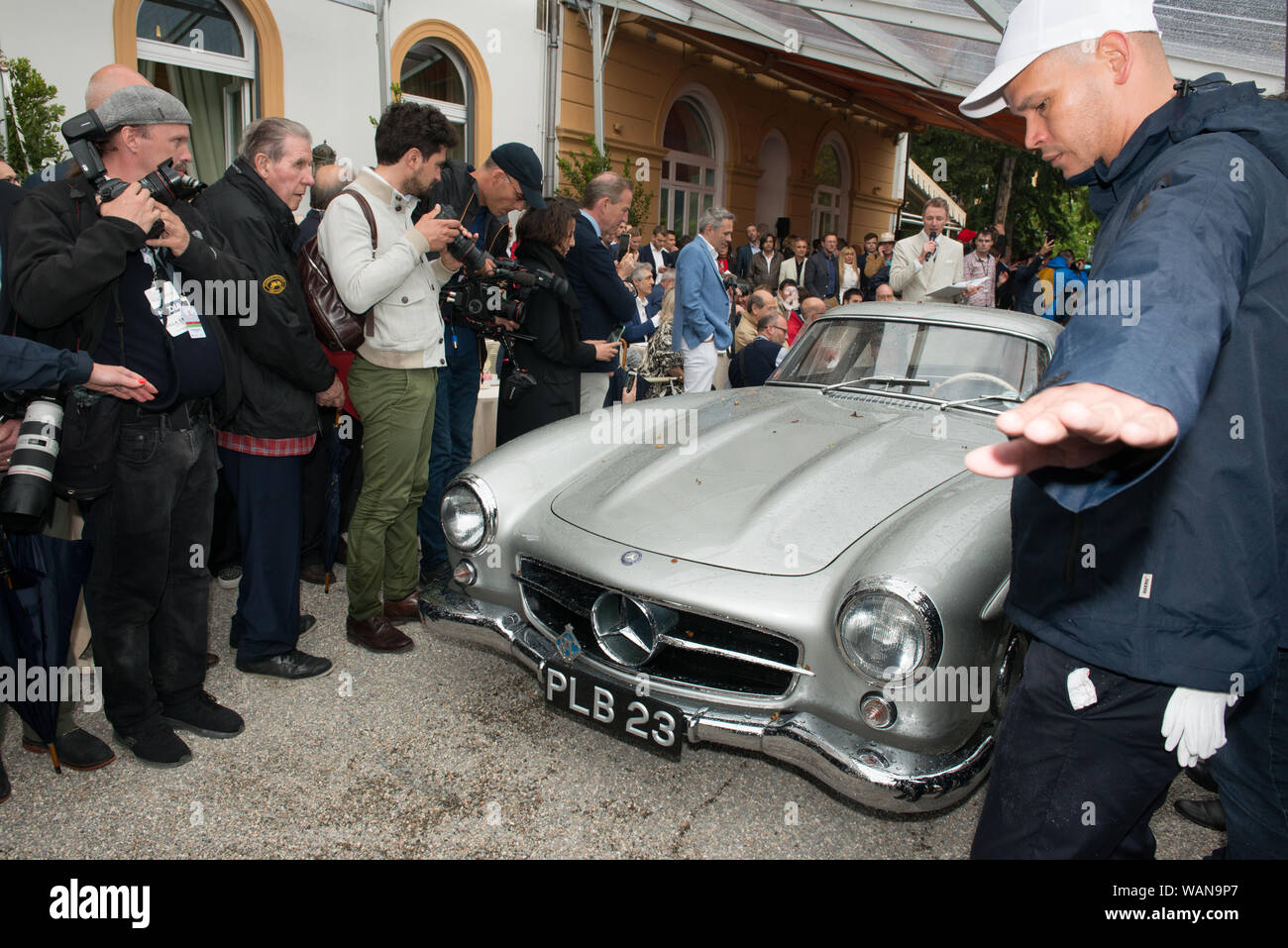 Mercedes-Benz 300 SL am Concourse d'Eleganza Villa d'Este 2019 gesehen Stockfoto