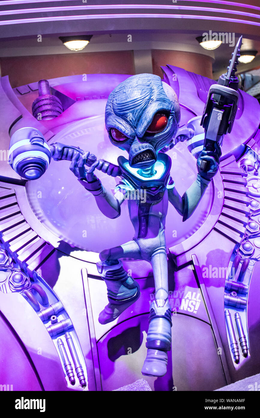 Köln, Deutschland. 20 Aug, 2019. Gamescom 2019: Abbildung der  Außerirdischen Crypto-137 von Action - Abenteuer computer spiel im  Aktionsmenü alle Menschen!