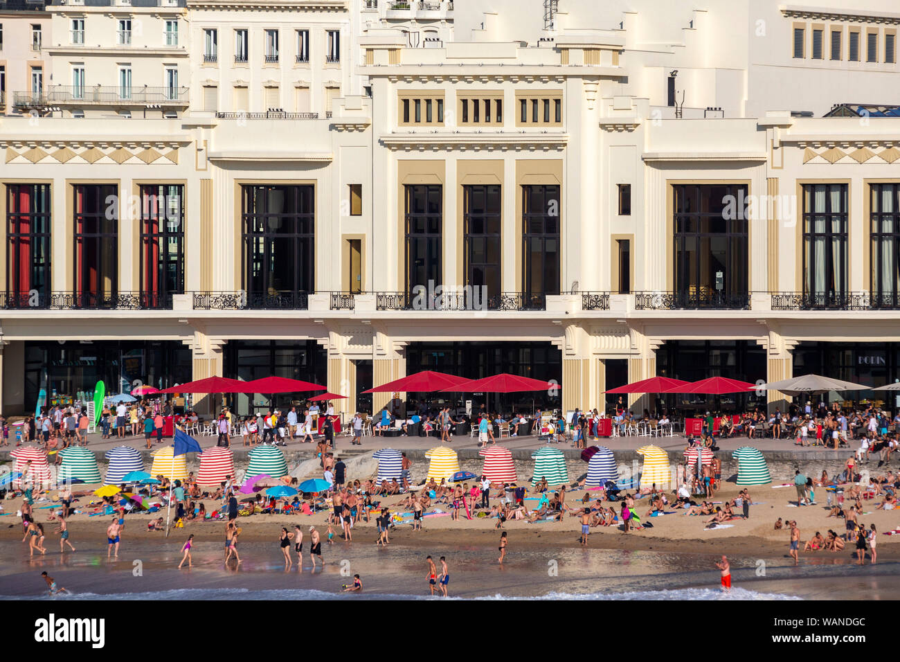 Die Städtischen Casino und der Große Strand von Biarritz (Atlantische Pyrenäen - Frankreich). Dieser Raum begrüßt, den G7-Gipfel 2019 Vom 24. bis 26. August. Stockfoto