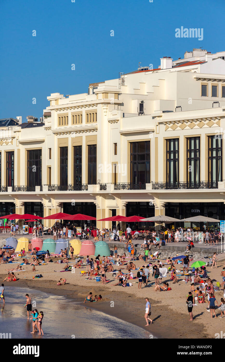 Die Städtischen Casino und der Große Strand von Biarritz (Atlantische Pyrenäen - Frankreich). Dieser Raum begrüßt, den G7-Gipfel 2019 Vom 24. bis 26. August. Stockfoto