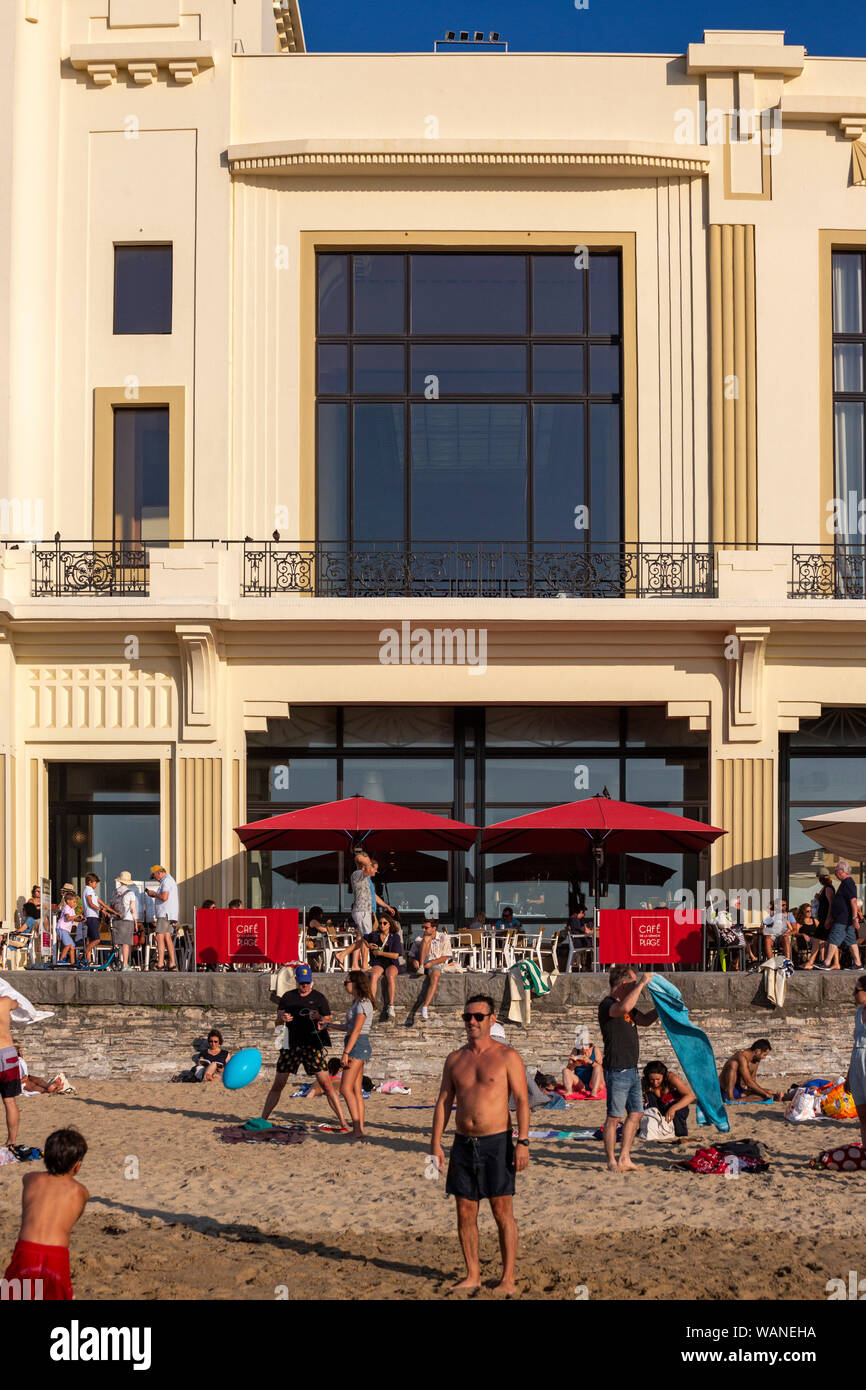 Die Städtischen Casino und der Große Strand von Biarritz (Atlantische Pyrenäen - Frankreich). Dieser Raum begrüßt, den G7-Gipfel 2019 Vom 24. bis 26. August. Stockfoto