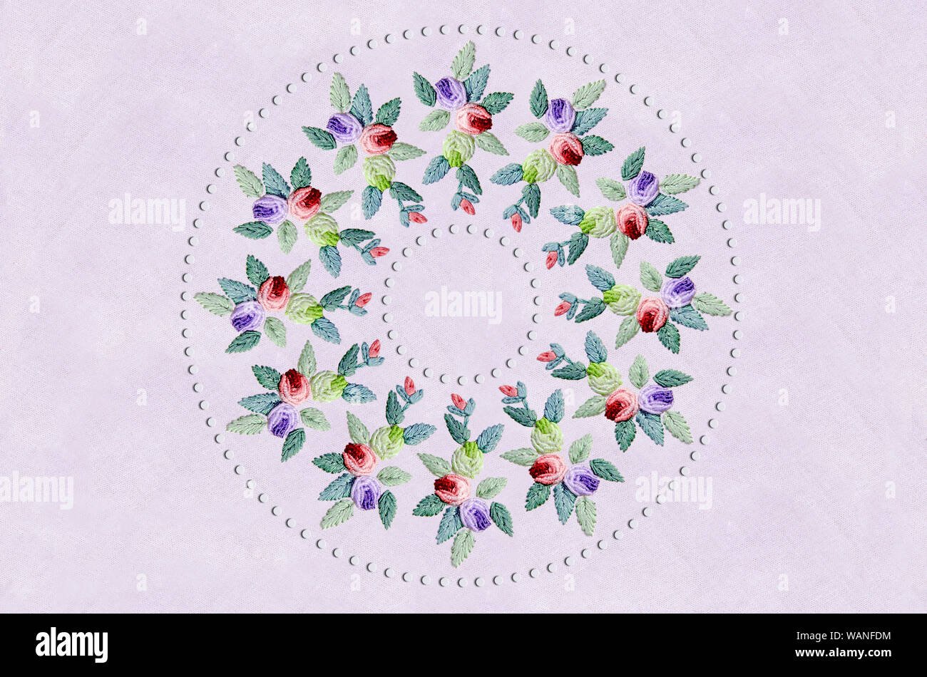 Kreismuster aus Blumensträuße Rosen bestickt Französisch eine Schlinge Stockfoto