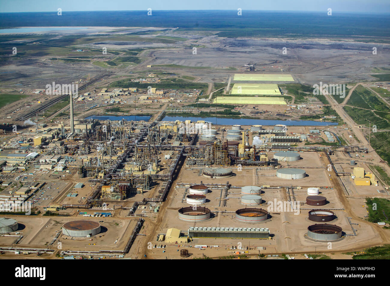 Luftbild von Syncrude Oil Sands Operationen nördlich von Fort McMurray, Alberta. Stockfoto