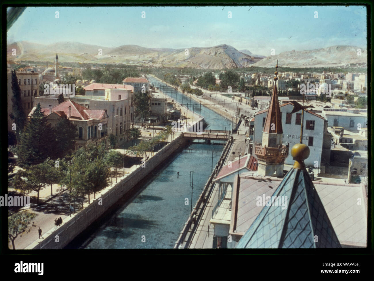 Damaskus, Palmyra und Baalbek. Damaskus, Fluss Abana. II Könige 5:12 Stockfoto