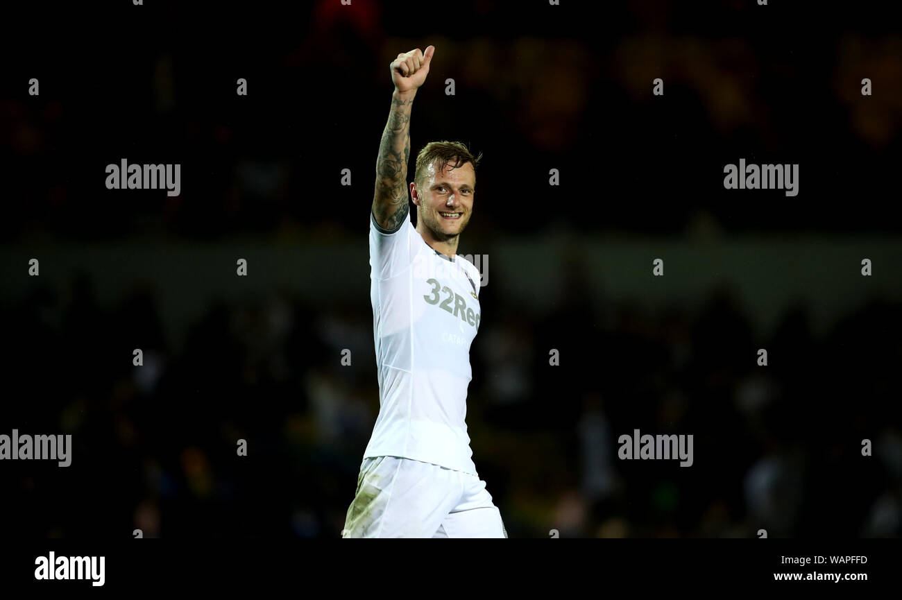 Leeds United ist Liam Cooper feiert nach dem Himmel Wette Championship Match an der Elland Road, Leeds. Stockfoto