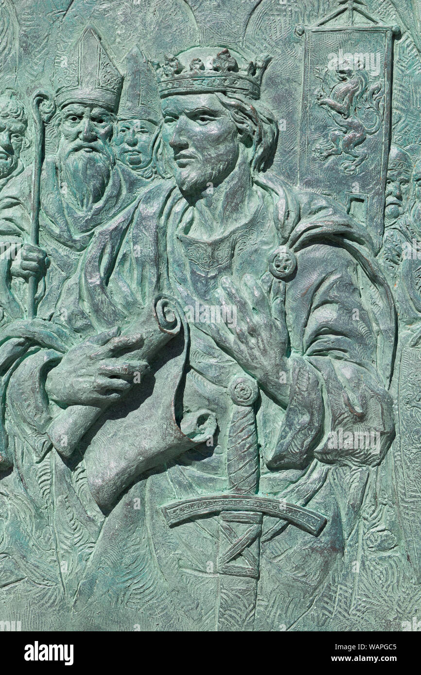 Leon, Spanien - 25. Juni 2019: Alfonso IX, 12. Jahrhundert König von Leon und Galizien. Denkmal in Santo Martino Square, Leon, Spanien. Durch Estanisla geformt Stockfoto