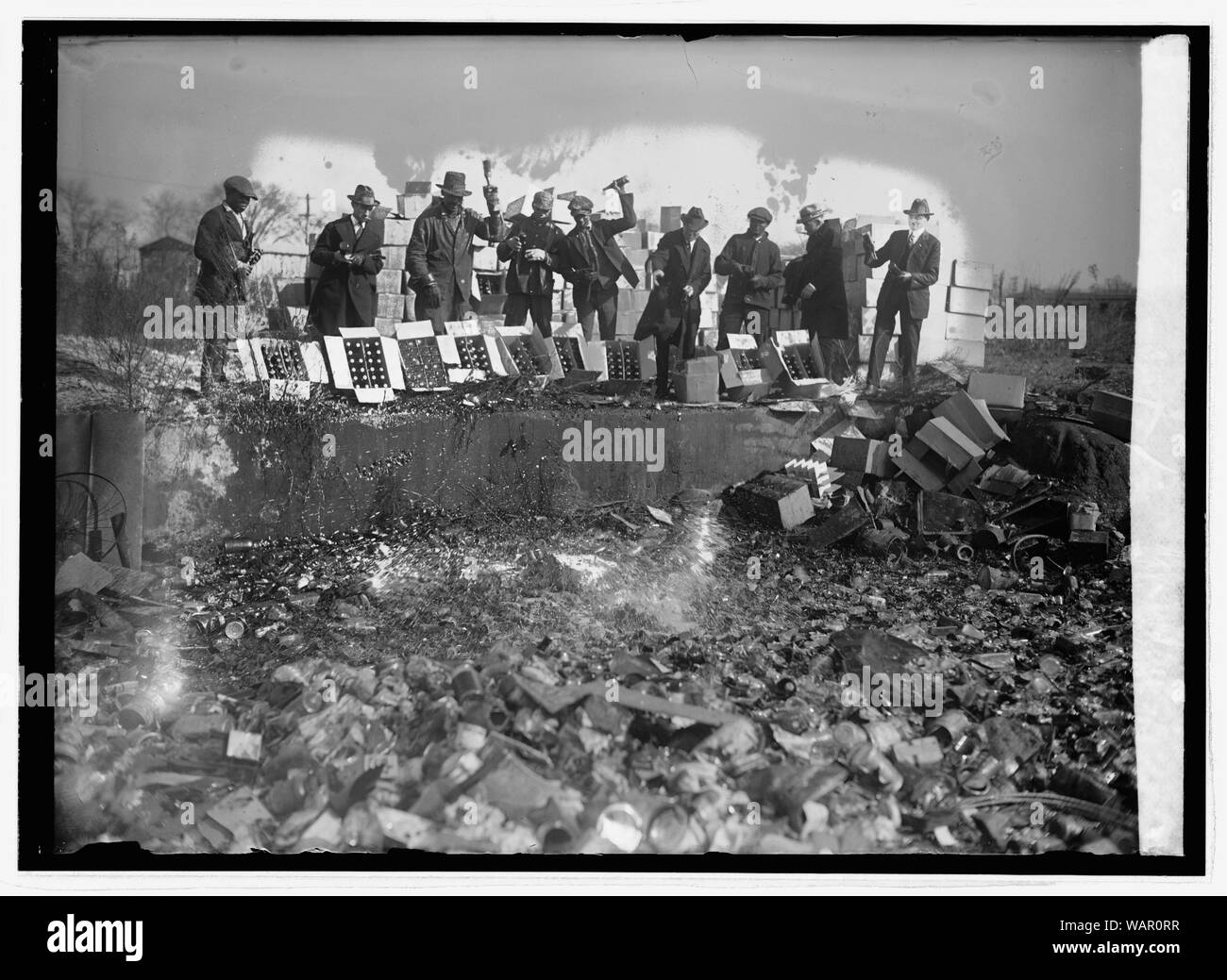 Zerstörung von Alkohol, 11/20/23 Stockfoto