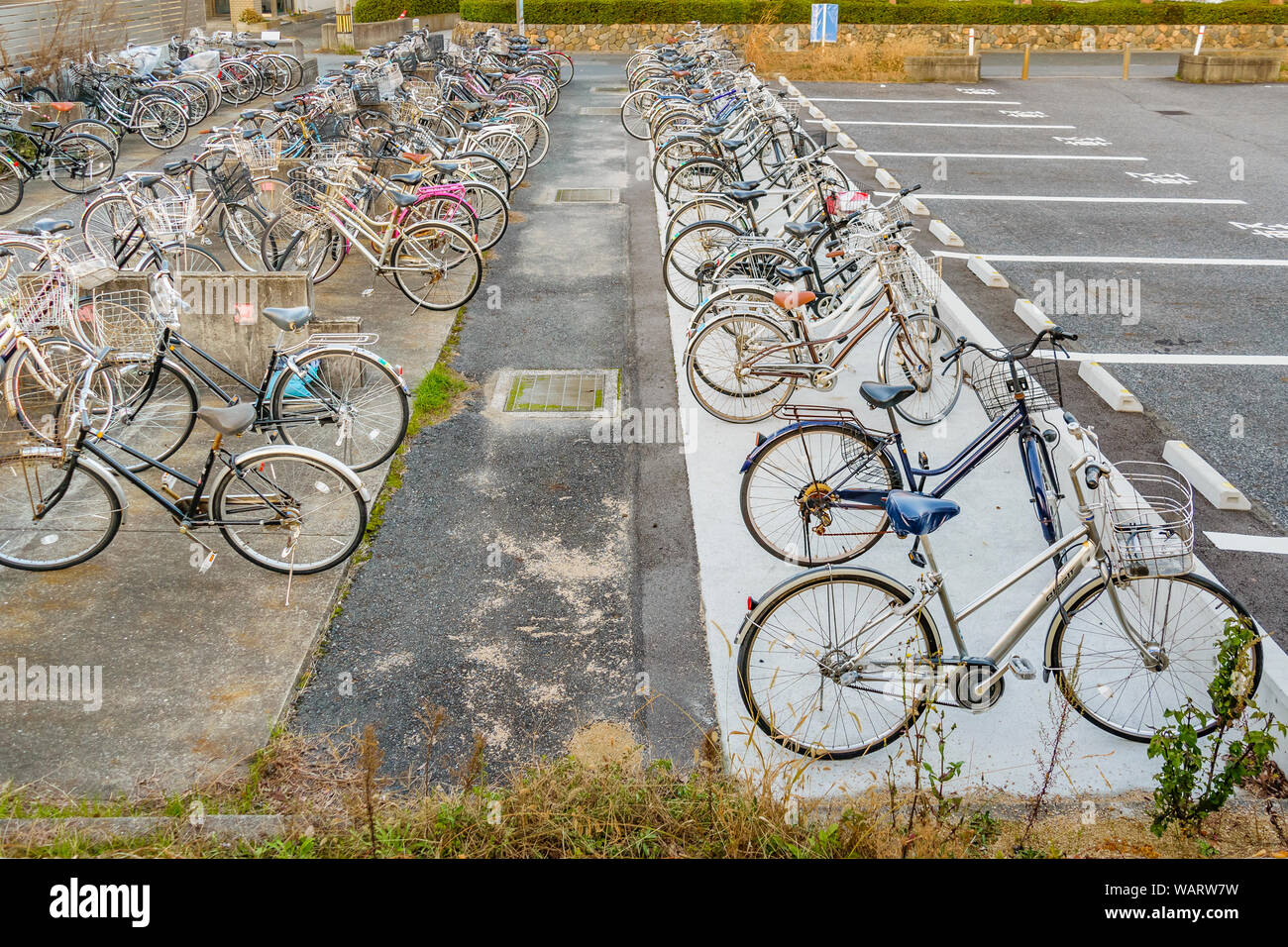 Urban tag Szene Fahrräder parken in der Präfektur Yamaguchi, Japan Stockfoto