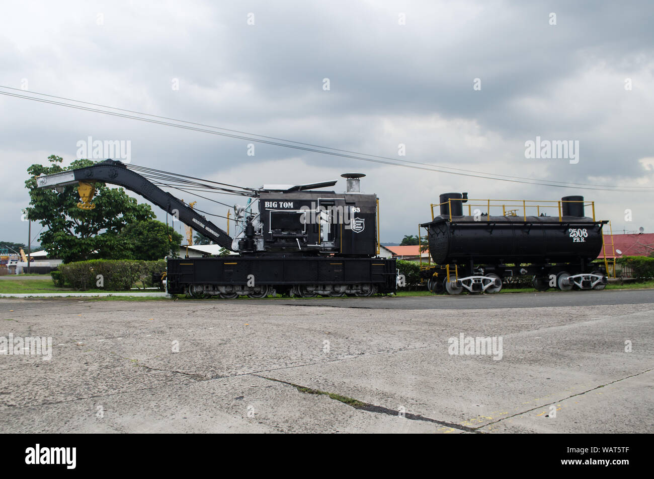 Alte Eisenbahn Maschine in der Nähe des Panamakanals Eisenbahngesellschaft Büros ausgestellt Stockfoto