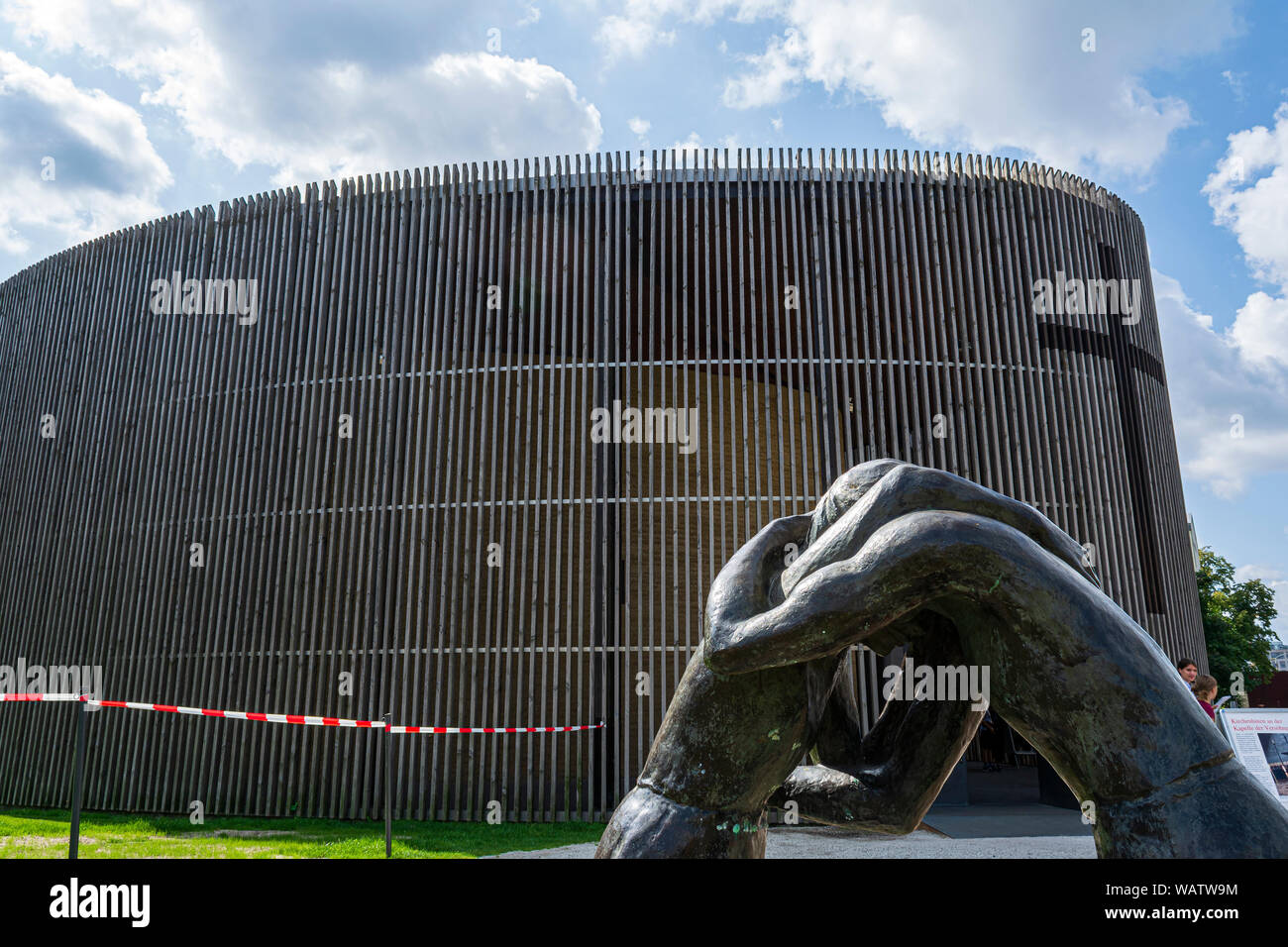 Berlin, Deutschland - 14 August 2019: Kapelle der Versöhnung auf dem Gelände der ehemaligen Grenzstreifen in Berlin. Stockfoto