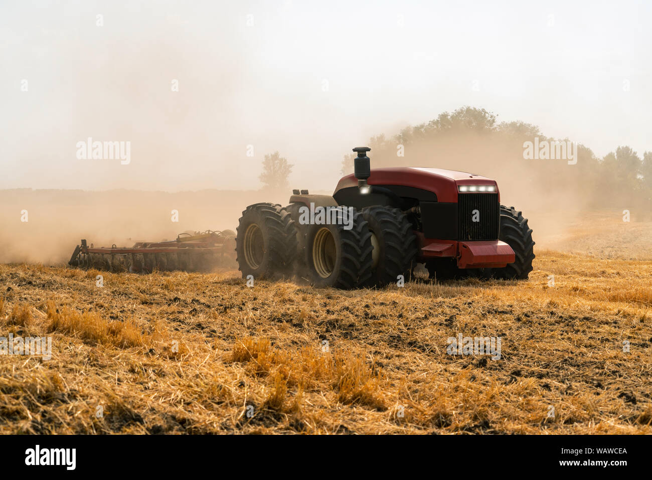 Autonome Traktor im Feld arbeiten. Smart Farming Konzept Stockfoto