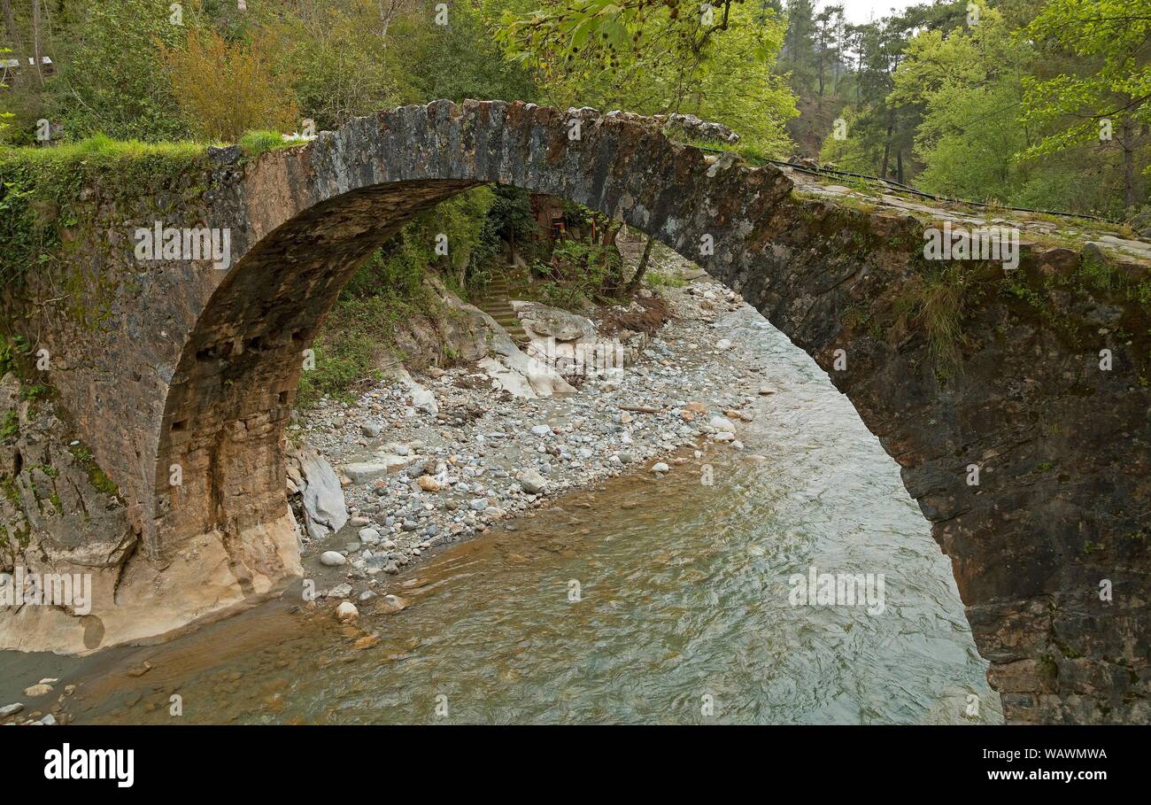 2000 Jahre alten römischen Brücke, in der Nähe von Demirtas, Provinz Antalya, Türkei Stockfoto