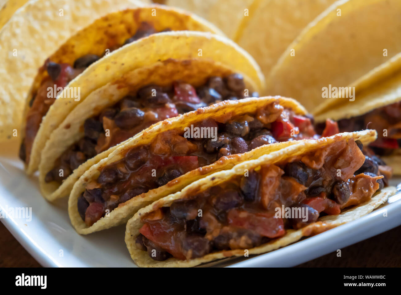 Leckere vegetarische Tacos extreme Nahaufnahme mit flachen Fokus Stockfoto