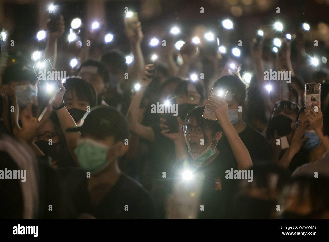 Central, Hong Kong S.A.R. 22 Aug, 2019. Tausende von Schülerinnen und Schüler aus ganz Hong Hong halten ein pro Demokratie anti elab Rally und zu reden, die in Endinburgh Ort auf der Insel Hong Kong Credit anhören: Adryel Talamantes/ZUMA Draht/Alamy leben Nachrichten Stockfoto