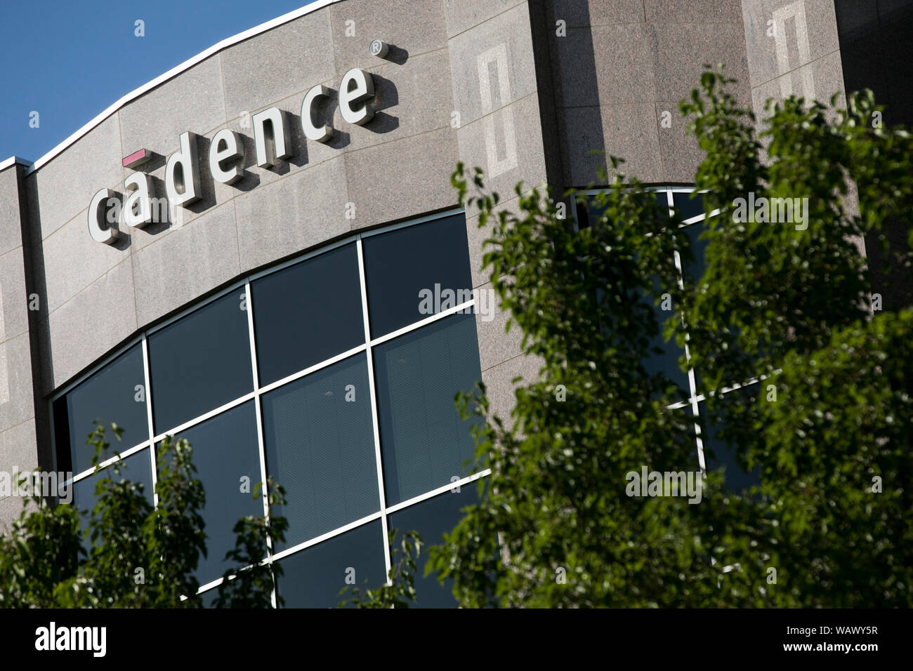 Ein logo Zeichen außerhalb einer Anlage von Cadence Design Systems in Sandy, Utah besetzt am 27. Juli 2019. Stockfoto