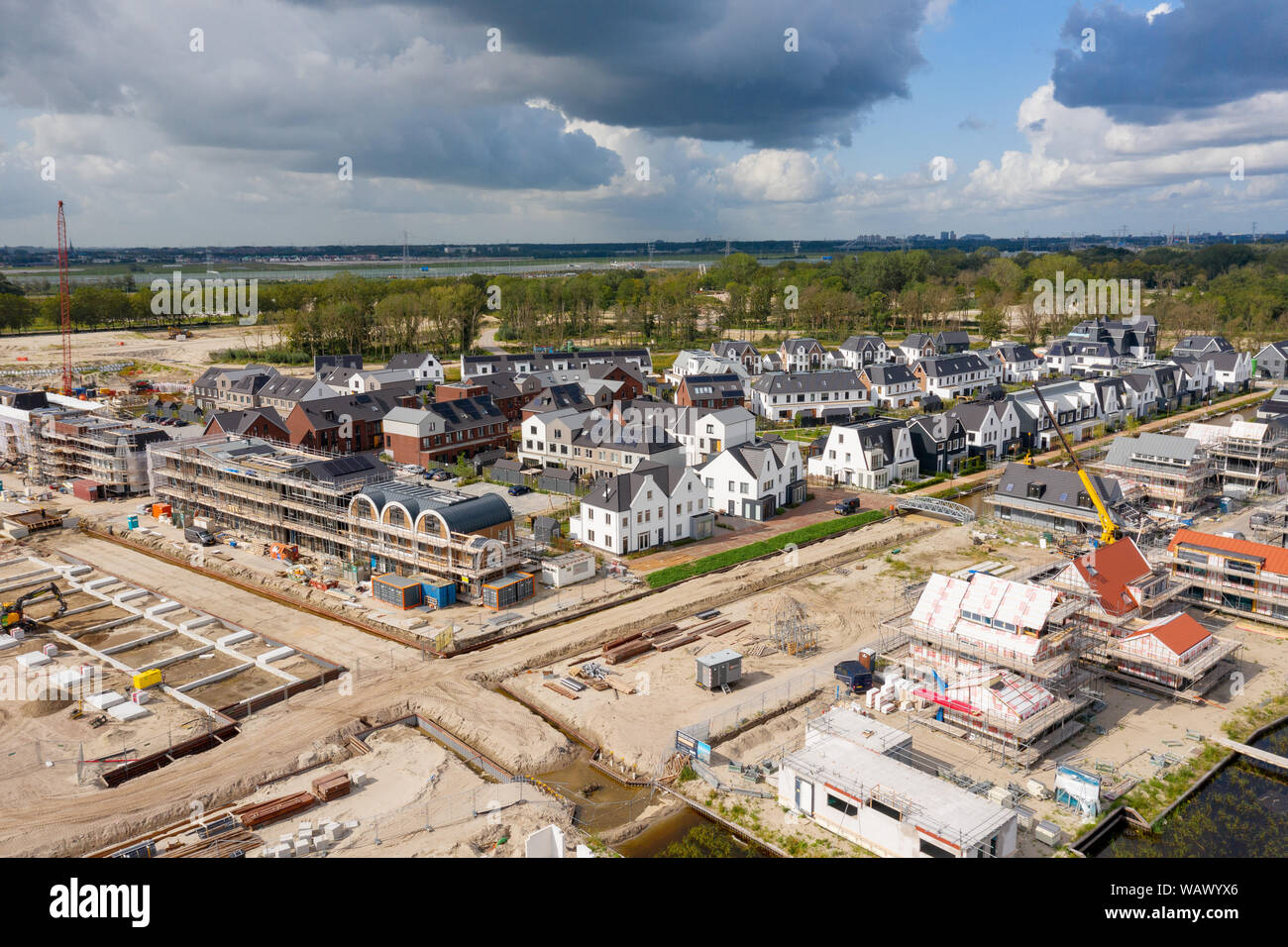 Luftbild der neuen Entwicklung Nachbarschaft De Krijgsman in Steenwijk, Niederlande Stockfoto