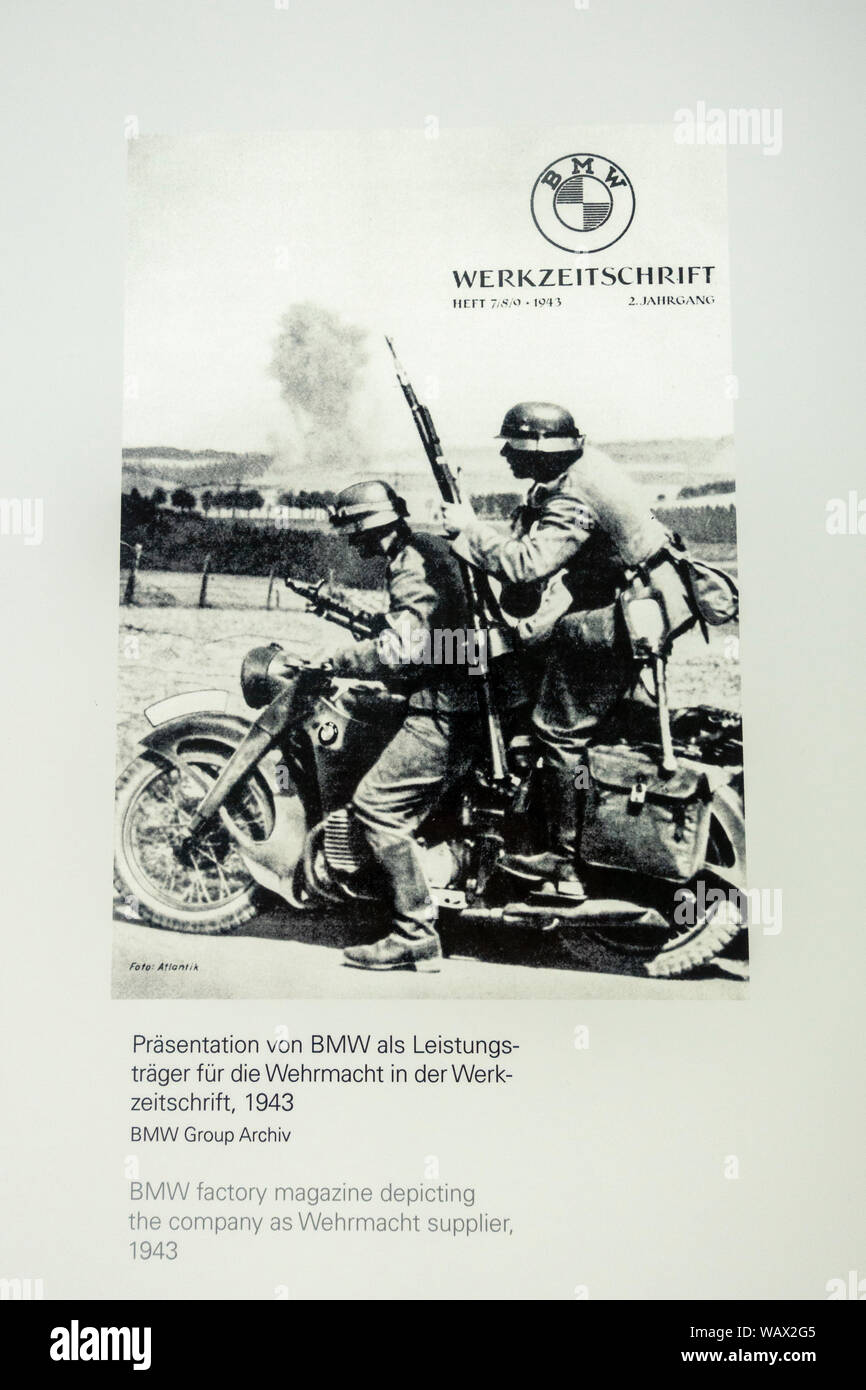 BMW-Werk Magazin von 1943 zeigen, wie Sie einen Lieferanten wurden der Wehrmacht (Heer), NS-Dokumentationszentrum München, München, Deutschland. Stockfoto