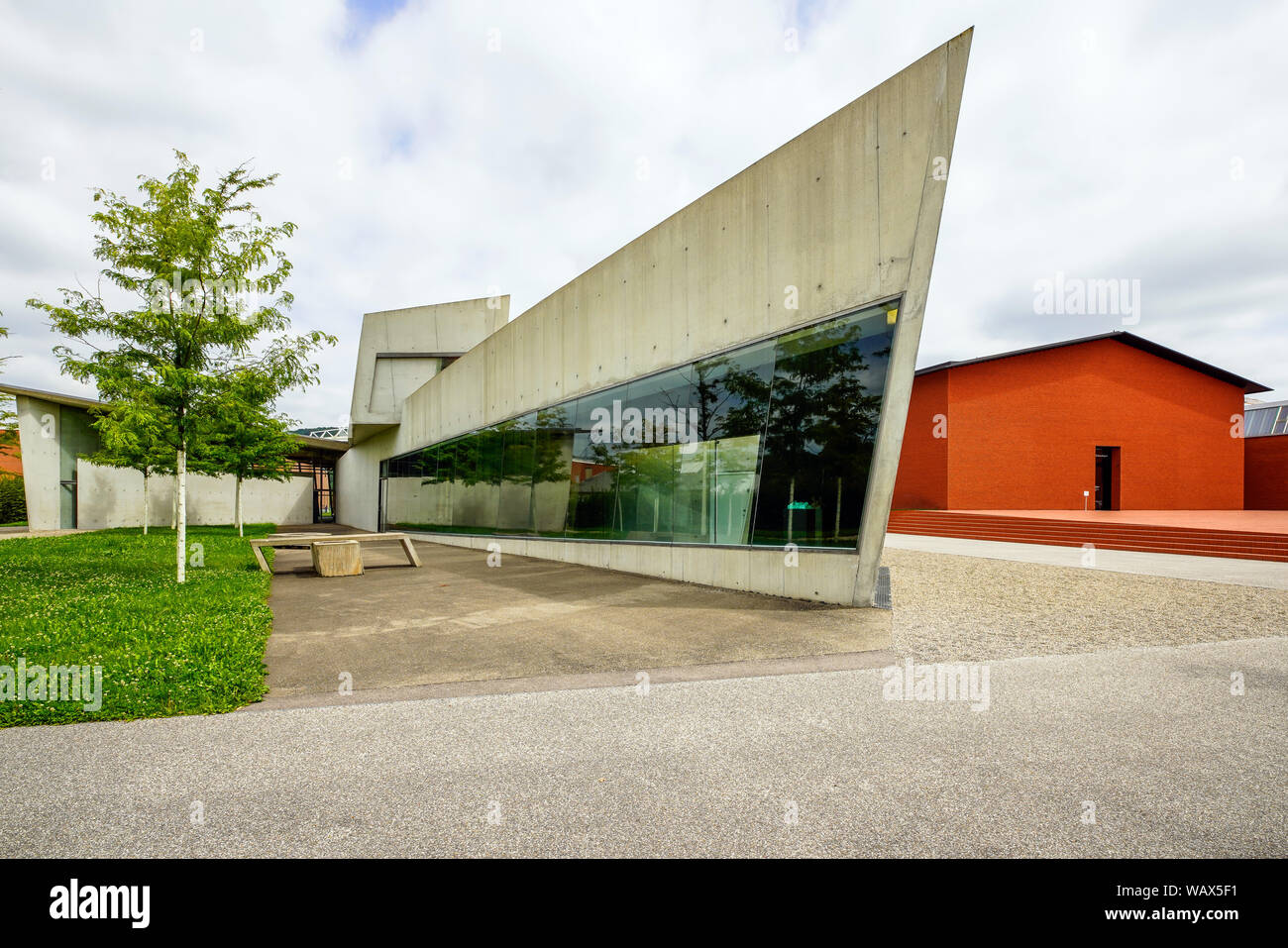 Vitra Design Museum, das Feuerwehrhaus von Zaha Hadid. Weil am Rhein ...
