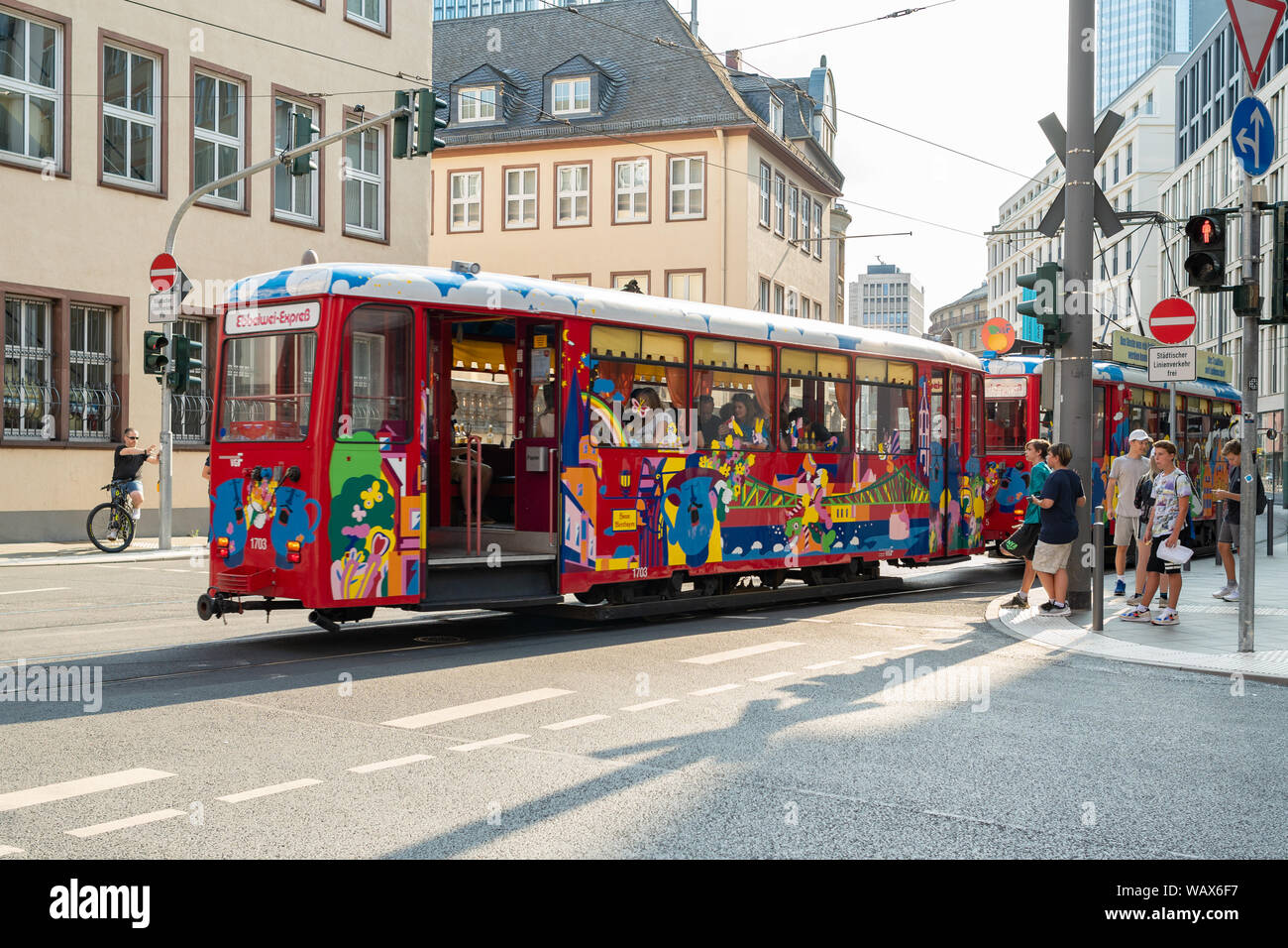 Ebbelwei Express - Apfelwein Straßenbahn - Frankfurt am Main, Deutschland Stockfoto