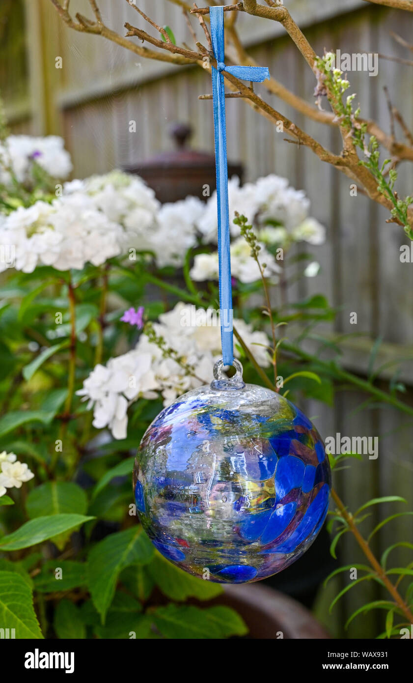 Garten Glas ornament Pflanzen und Blumen Brighton Sussex UK-Glas hängend Ornament Stockfoto