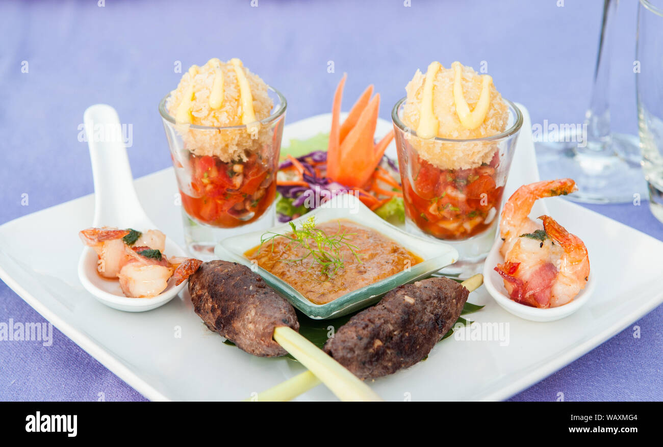 Bancarelle satay -Fotos und -Bildmaterial in hoher Auflösung – Alamy