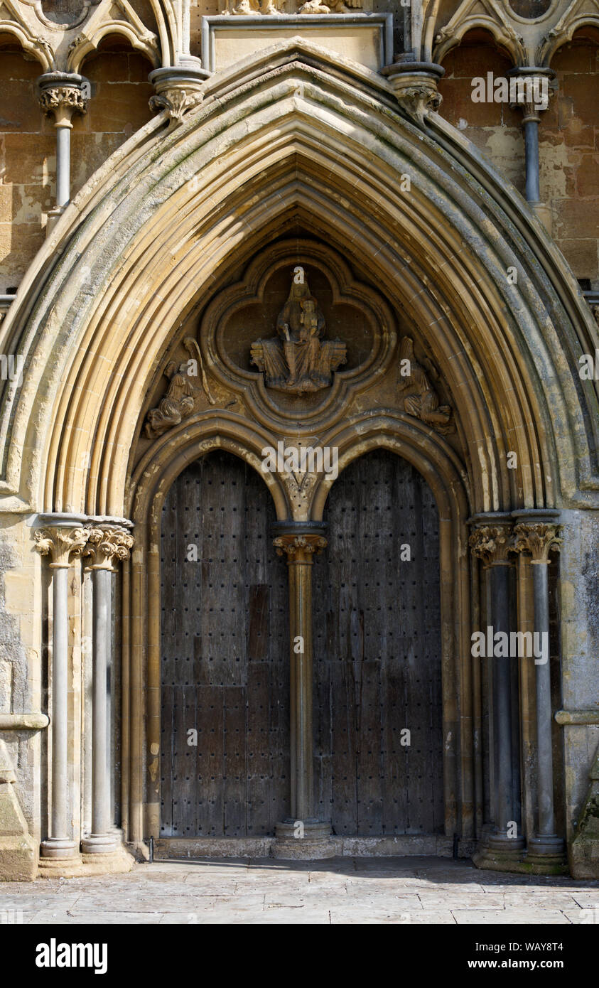 Detail Ansicht einen Torbogen an Wells Cathedral. Stockfoto