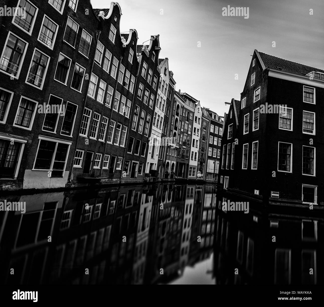 Amsterdam Sonnenaufgang und Sonnenuntergang mit Kanälen Stockfoto