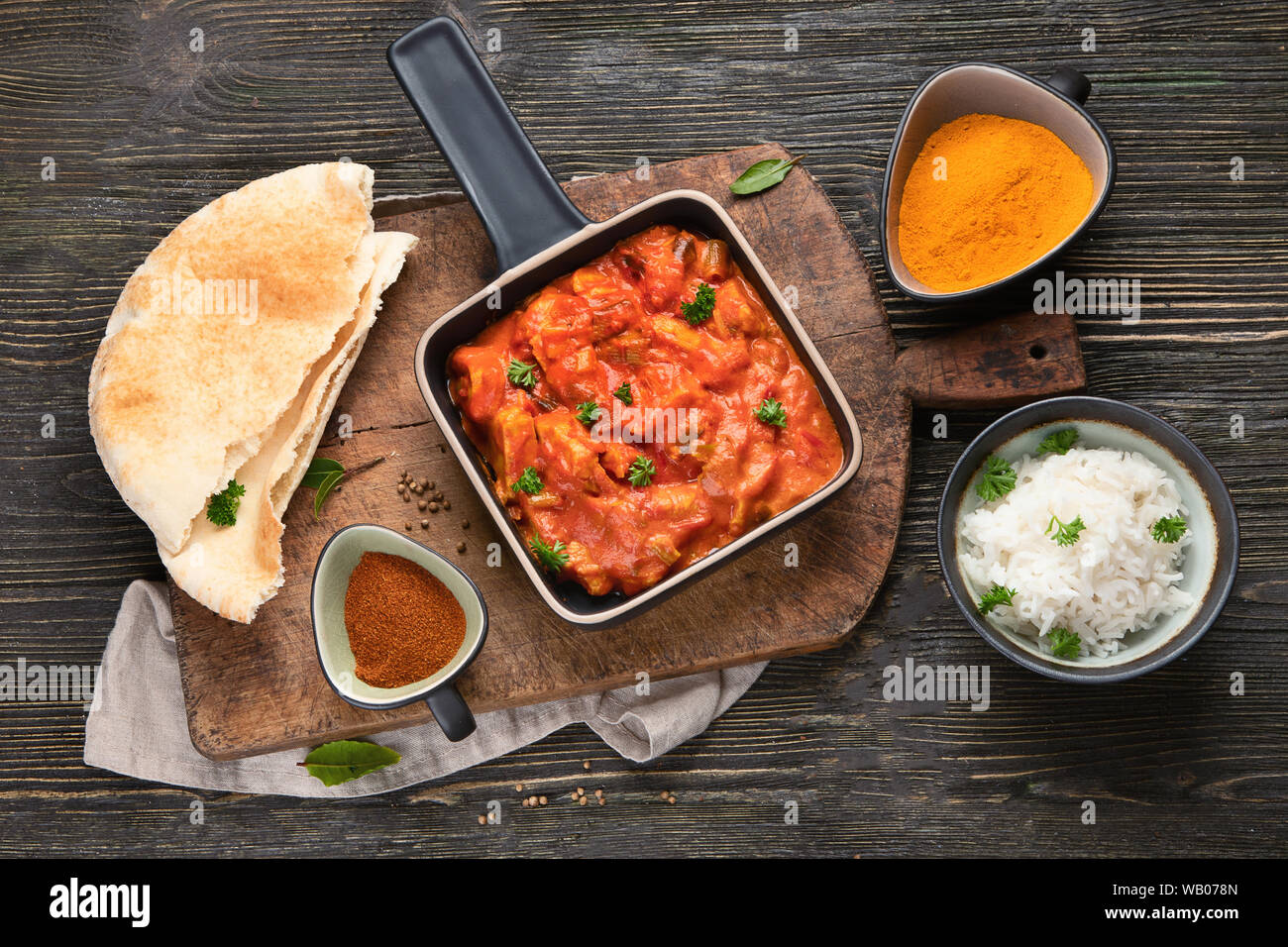 Chicken Tikka Masala. Traditionelle indische Küche. Ansicht von oben Stockfoto