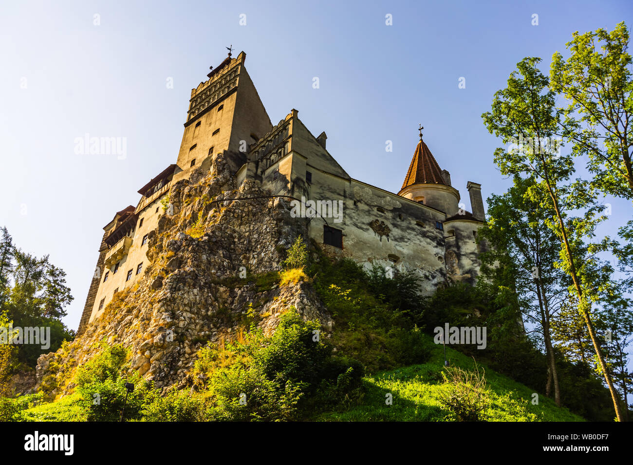 schloss-bran-castelul-bran-legend-re-historische-schloss-von-dracula