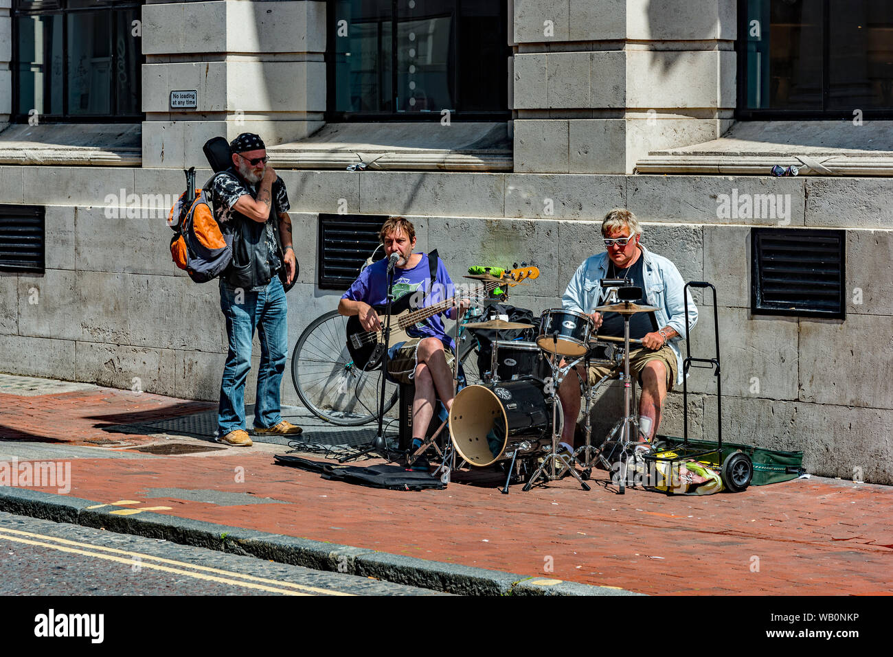 Straßenmusikanten in Brighton, Großbritannien Stockfoto