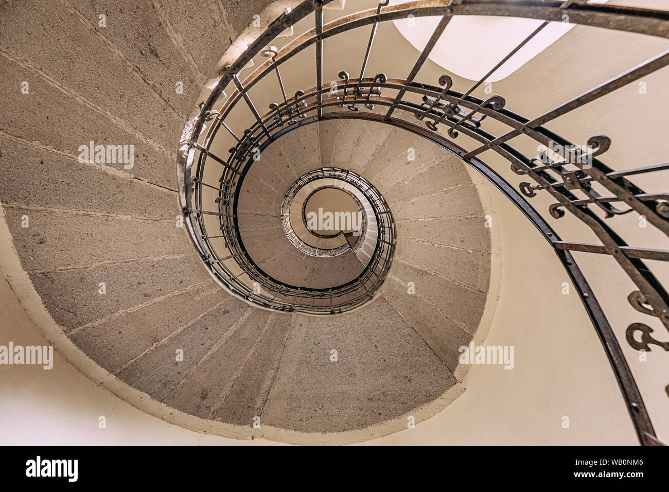 Wendeltreppen architektonisches Element eines historischen Gebäudes Stockfoto