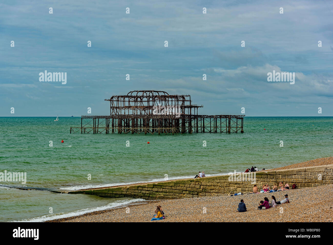 Alte Pier in Brighton Beach, Großbritannien Stockfoto