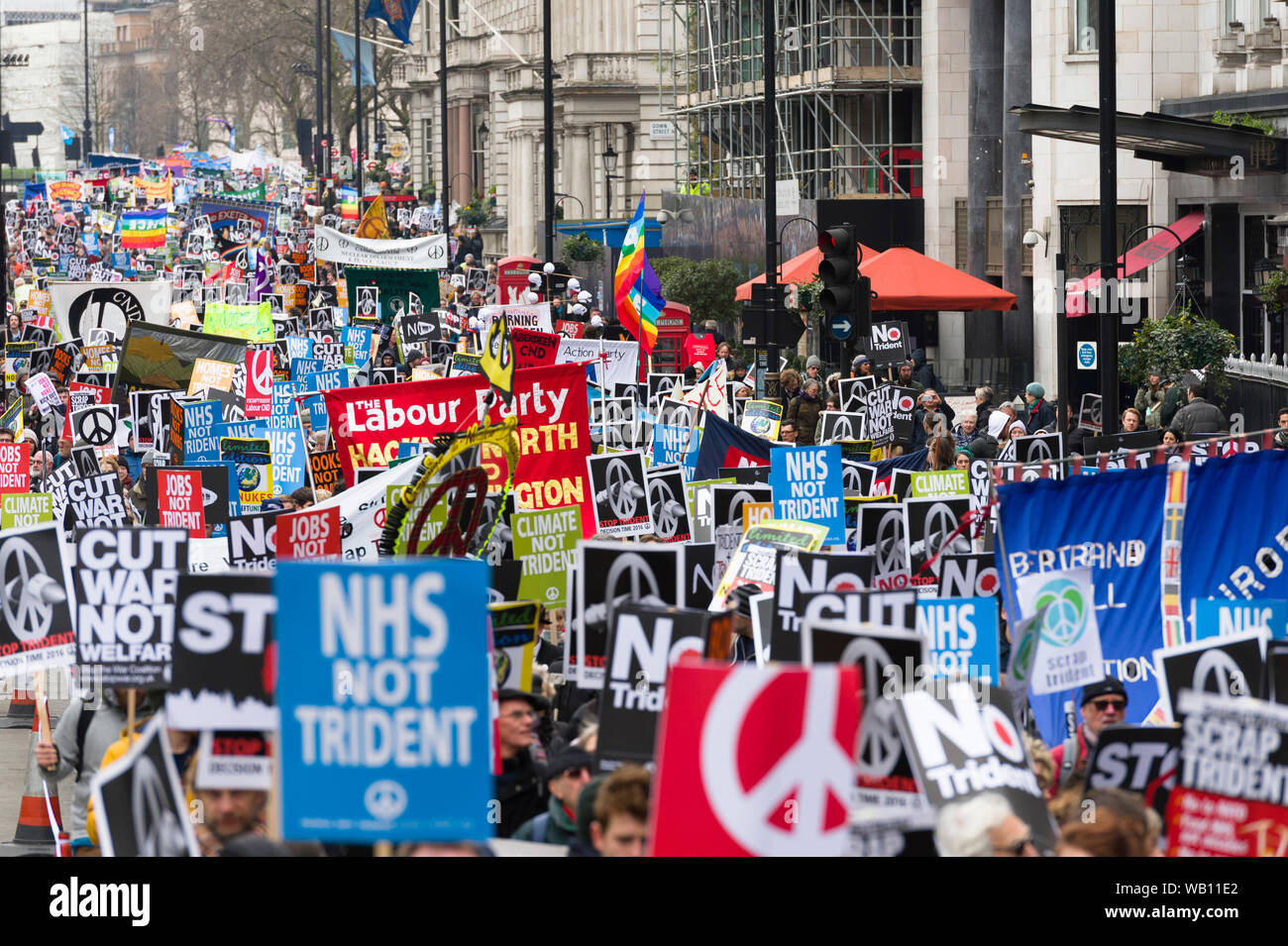 CND (Kampagne für Nukleare Abrüstung), Stop Trident nationalen Demo, Piccadilly, marschierten ging von Marble Arch zum Trafalgar Square, wo Stockfoto