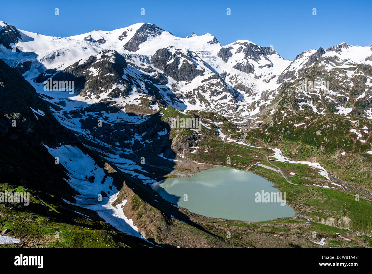 Schweiz, Kanton Bern, Sustenpass, See Steinsee und Stein Gletscher Stockfoto