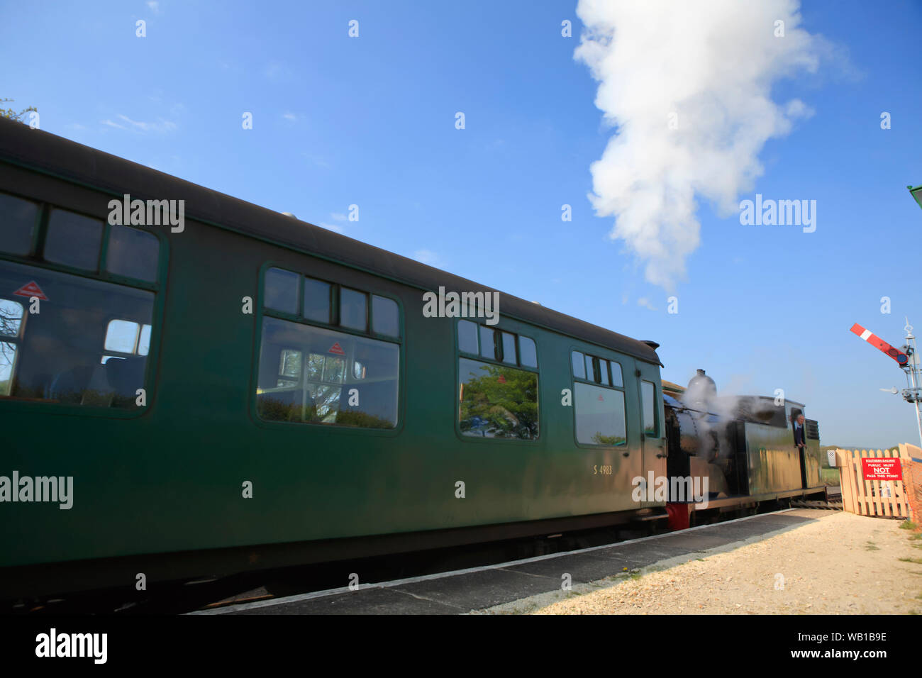 Die Station bei Harman's Cross auf der Swanage Railway, Dorset, England, mit Dampfloks von Swanage zu Corfe Castle. Stockfoto